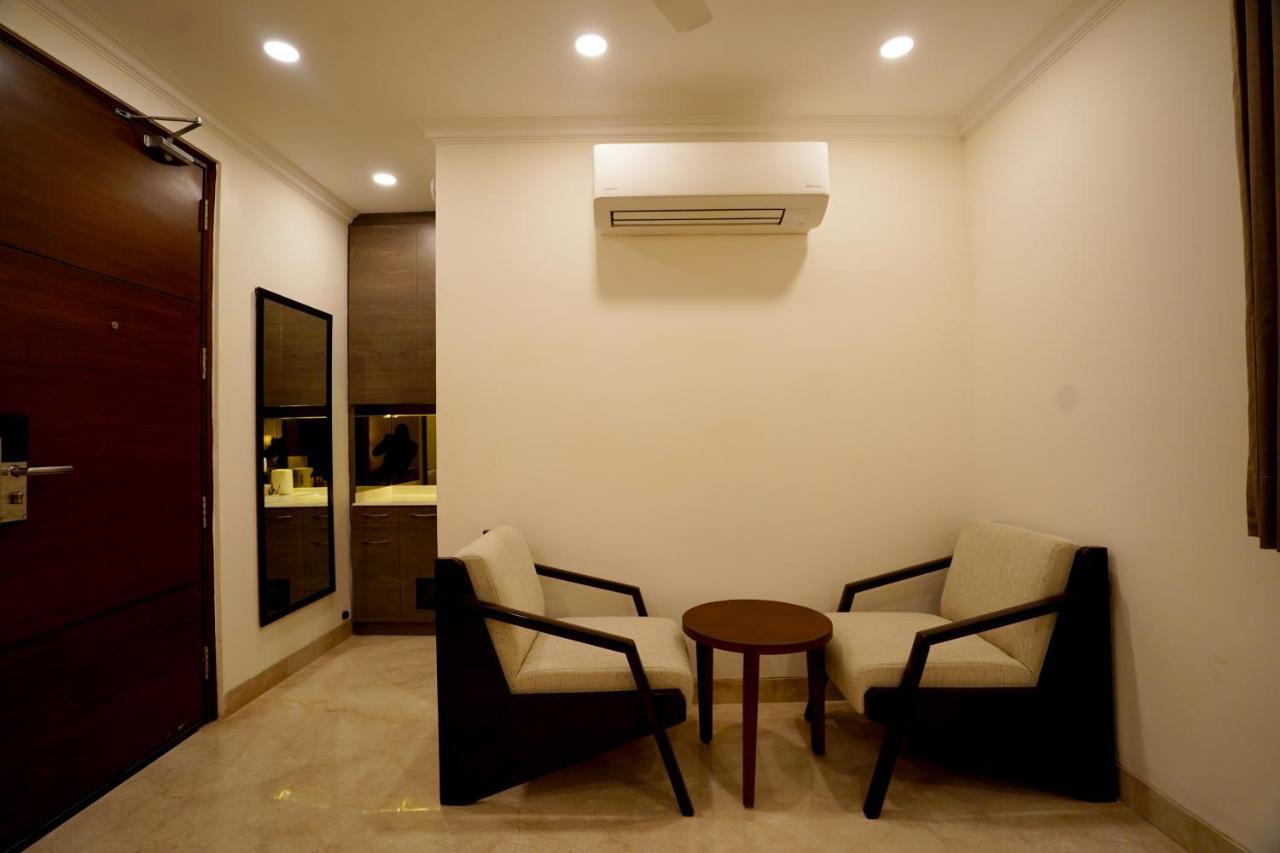 Wongdhen House Hotel New Delhi Bagian luar foto