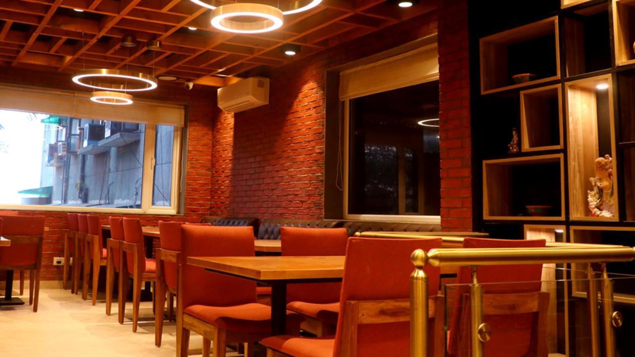 Wongdhen House Hotel New Delhi Bagian luar foto