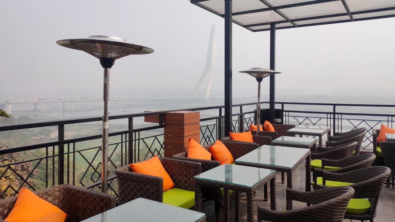 Wongdhen House Hotel New Delhi Bagian luar foto
